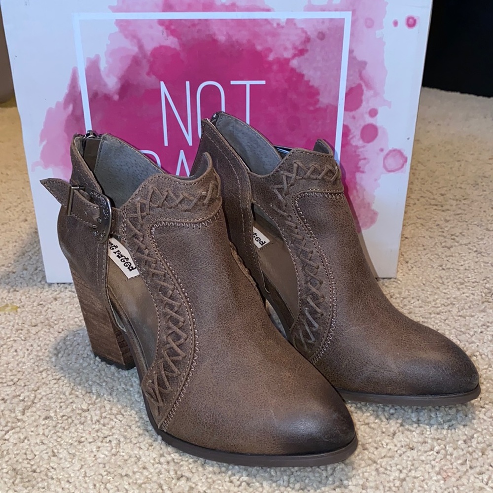 Not Rated JR booties - taupe